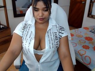 Webcam model CataleyaX69 profile picture