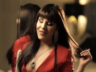 매우 야한 라이브 웹캠 쇼를 하는 HornyFetishMia의 섹시한 프로파일 포토!