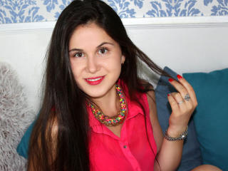 Picture of the sexy profile of KinsleyLove, for a very hot webcam live show !