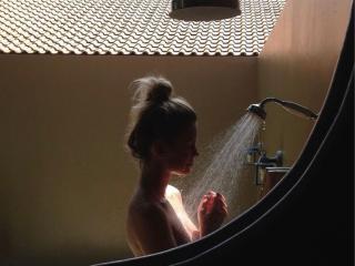 Picture of the sexy profile of SofiaFay, for a very hot webcam live show !